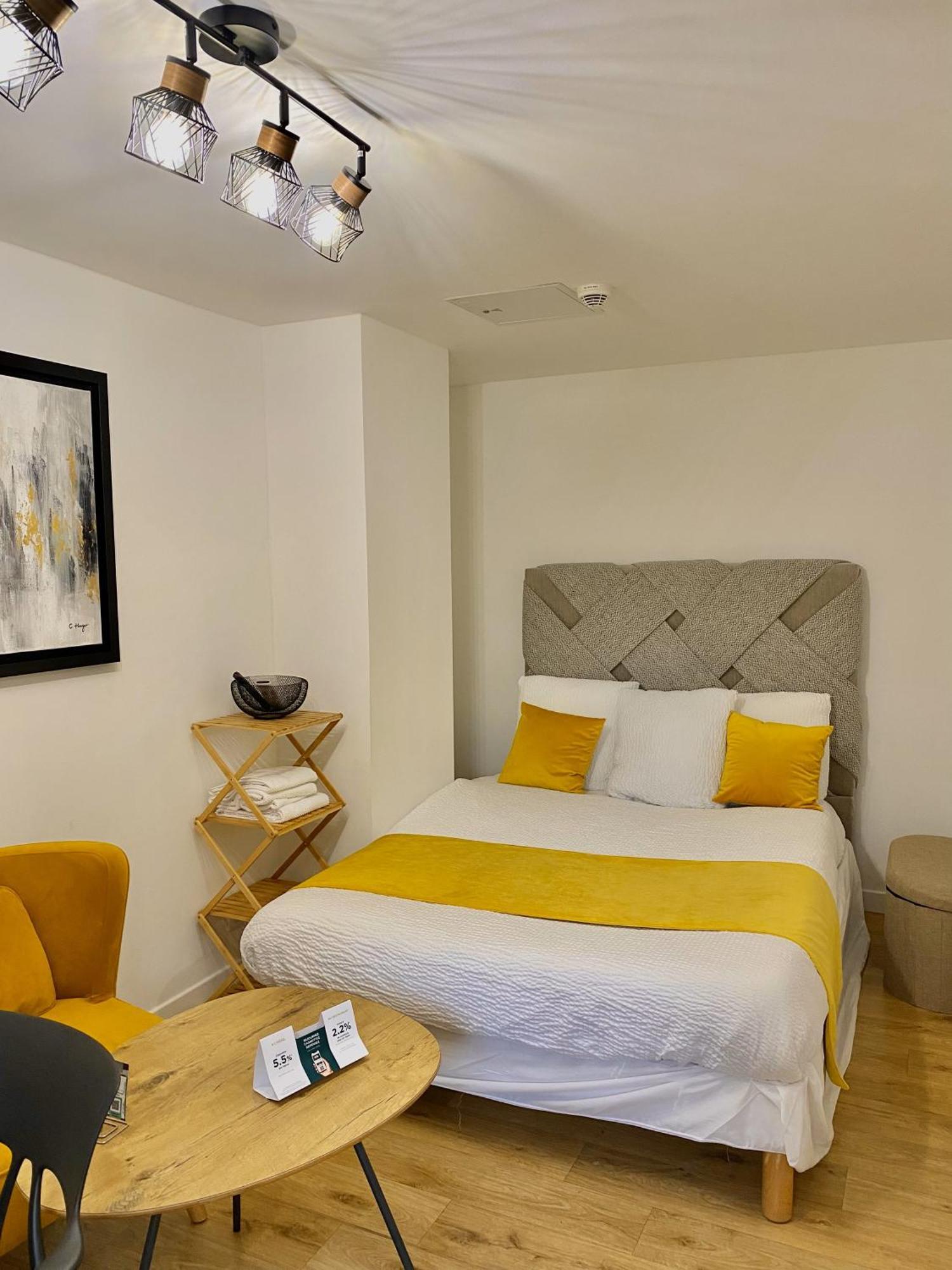 Cit'Hotel Design Booking Evry Saint-Germain-Les-Corbeil Senart Εξωτερικό φωτογραφία